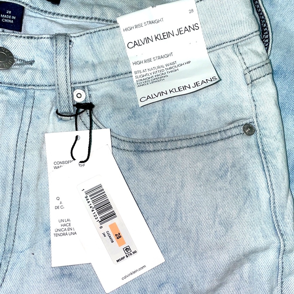 CK Jeans- Washed High Rise - Picture 4 of 4